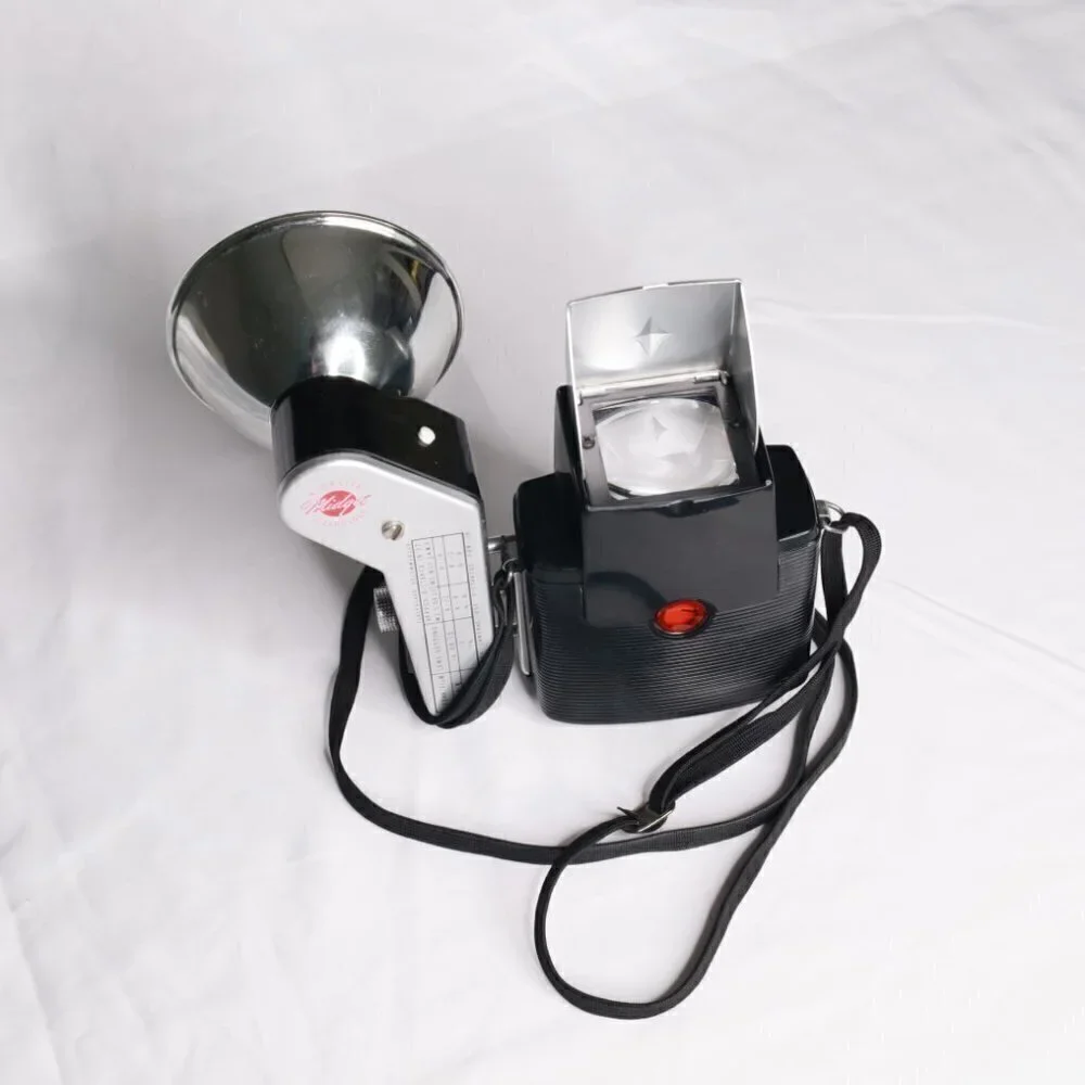 Kodak Brownie Starflex Full Kit: Original Box + Flash + Bulbs + User Manual